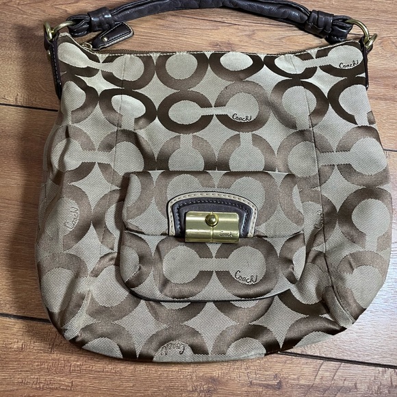 Authentic Coach Kristin Signature Sateen Hobo - Picture 1 of 13